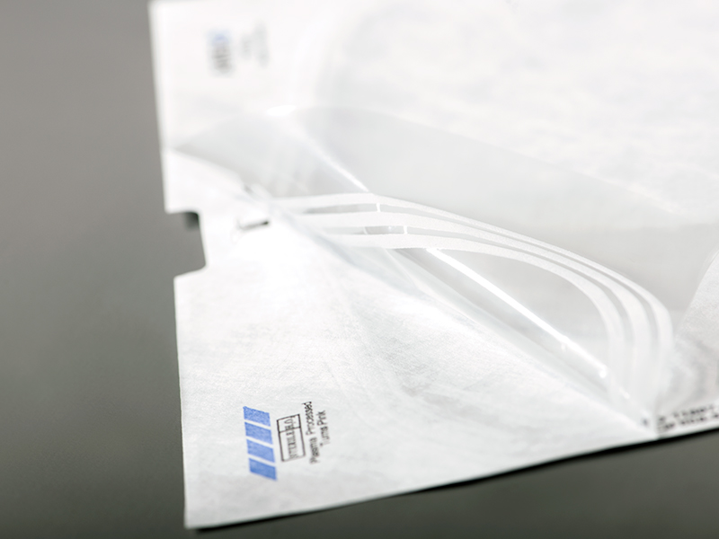 Płaska torebka AMD wykonana z Tyvek